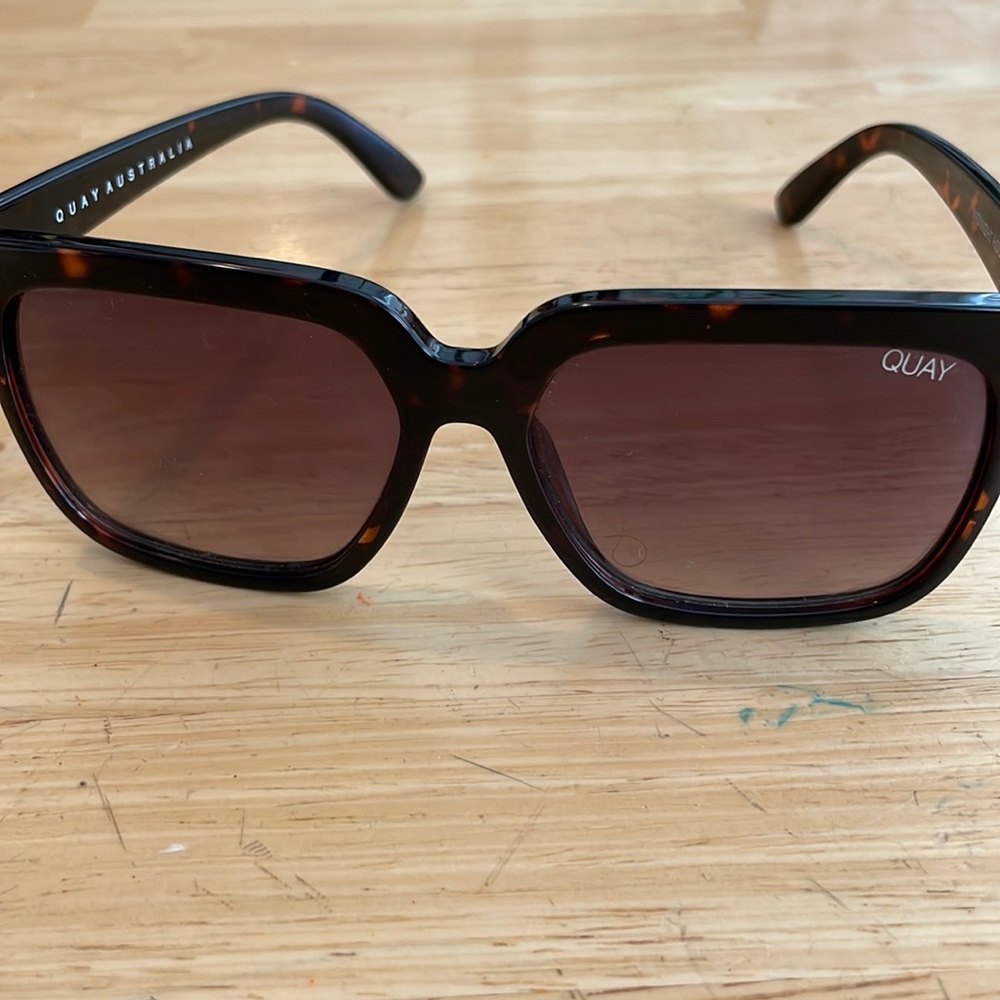 Quay Australia Midnight Hour Sunglasses in Tortoise/Brown